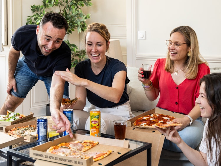 Passez commande sur le site delarte.fr en attendant la sortie officielle de notre nouvelle application